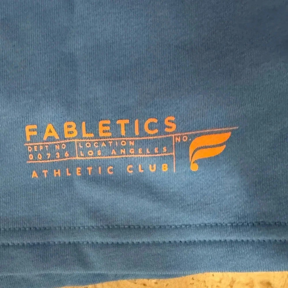 Fabletics NWT Women's Size Large blue shorts - Picture 2 of 3